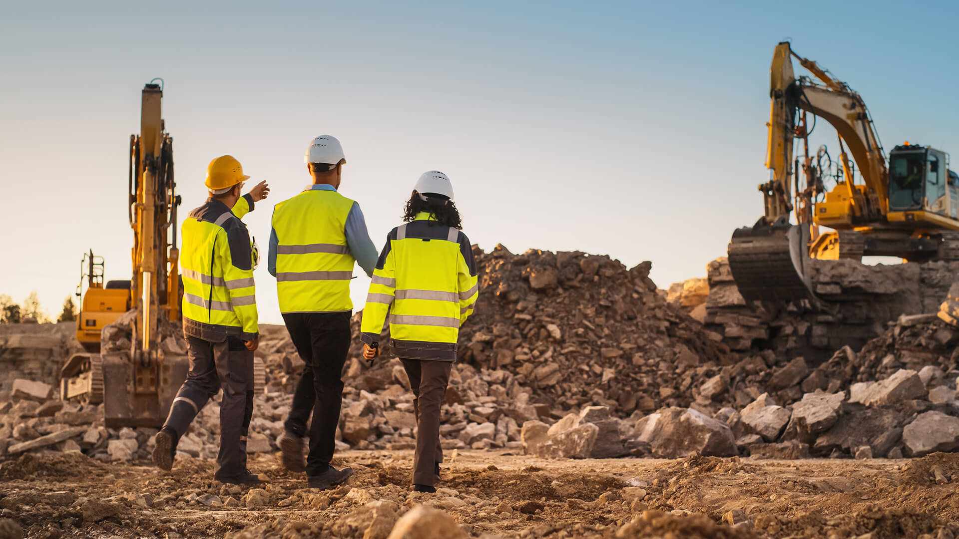 TD&P construction workers onsite a data center construction project.